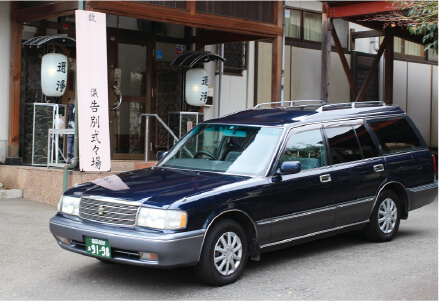 霊柩車の画像